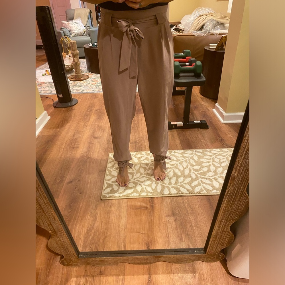Grave Karen tan dress pants